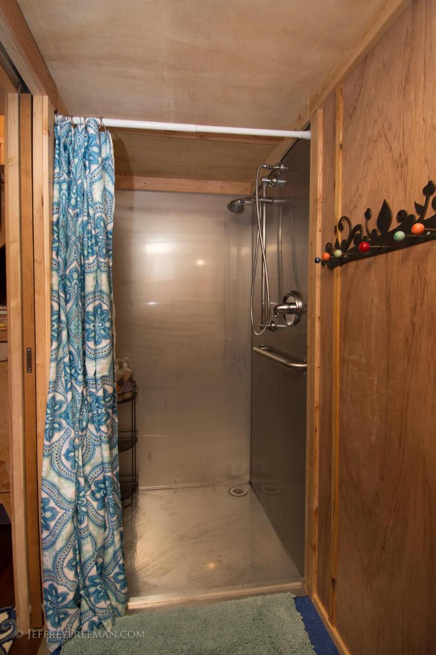 Caravan- The Tiny House Hotel Портленд Екстер'єр фото